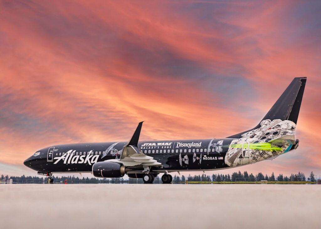 alaska_x_disneyland_collab_for_star_wars_livery.jpg