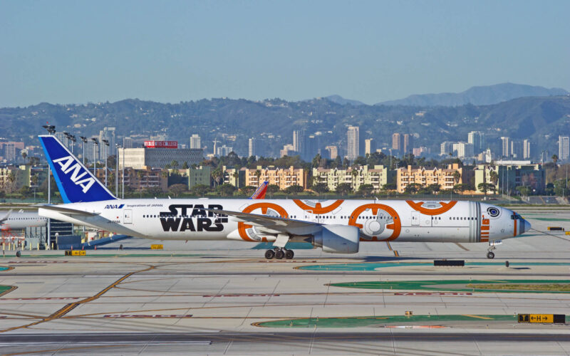 ana_boeing_777_aircraft_in_star_wars_livery.jpg