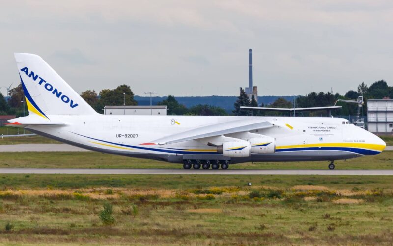 antonov_airlines_an-124_at_leipzig_halle.jpg