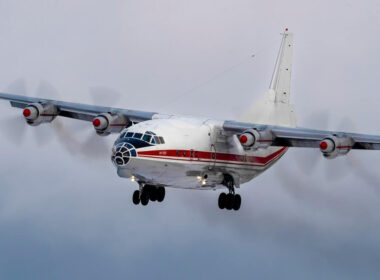 antonov_an-12.jpg