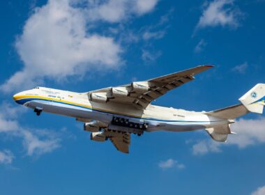 antonov_an-225_mriya_taking_off_from_kyiv_ukraine-1-1.jpg