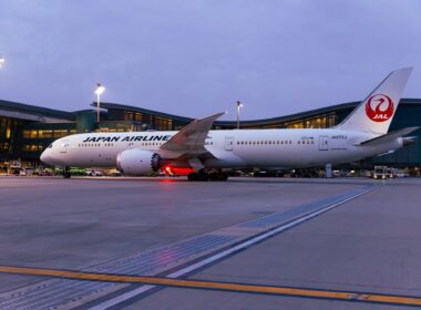 Japan Airlines Boeing 787-9 Dreamliner.