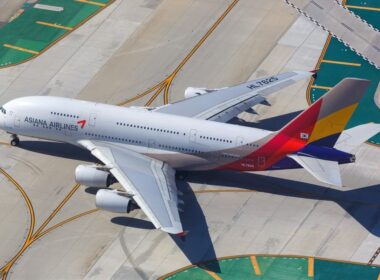 asiana_airlines_airbus_a380_at_los_angeles_airport_lax_in_the_usa..jpg