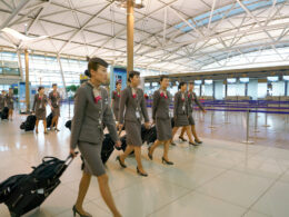 asiana_airlines_crew.jpg