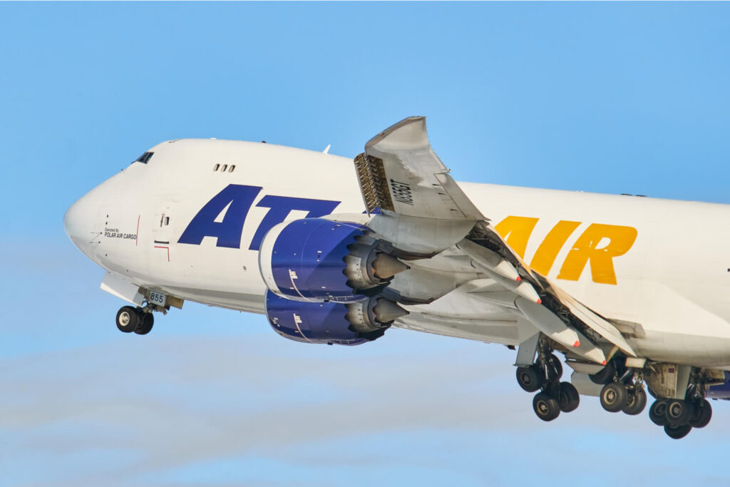 atlas_air_boeing_747f_taking_off_from_anchorage_international_airport-1.jpg