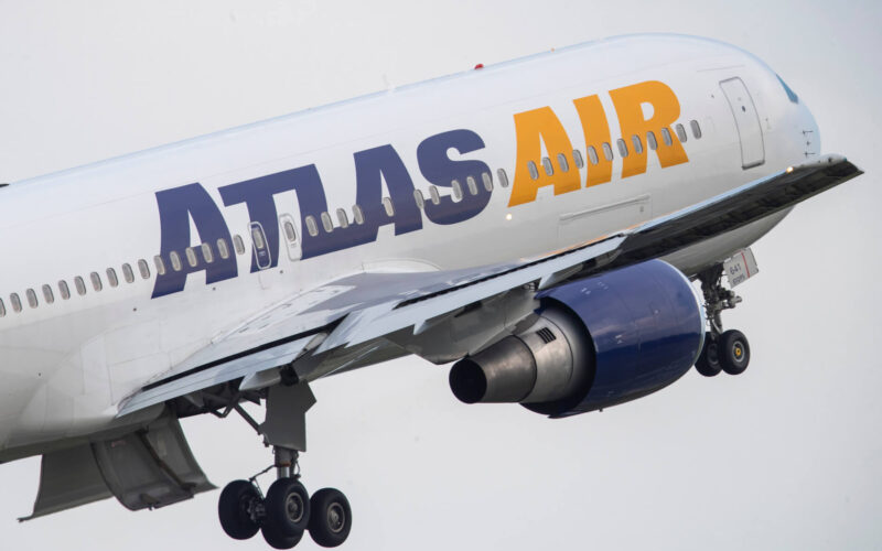 atlas_boeing_767_taking_off.jpg