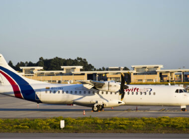 atr_72_swiftair.jpg