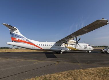 atr_turboprop_at_farnborough.jpg