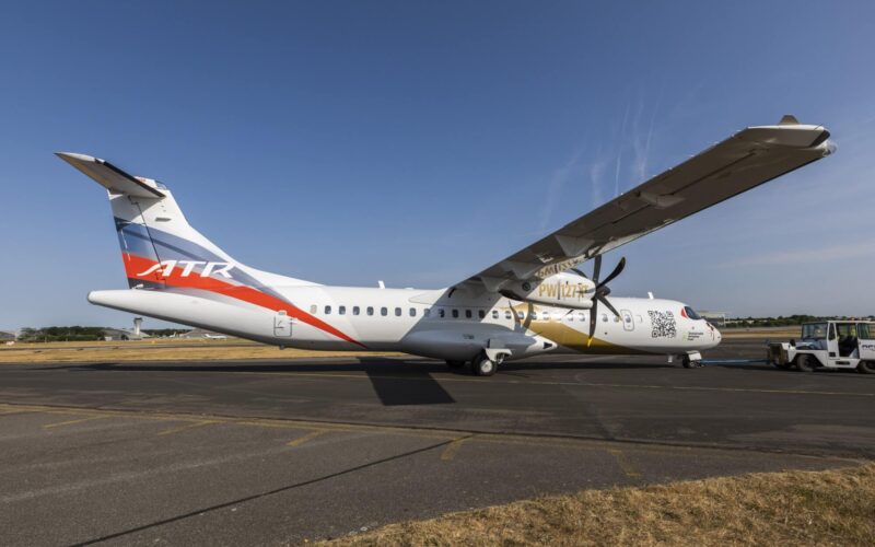 atr_turboprop_at_farnborough.jpg