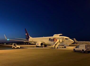 aviator_extends_partnership_agreement_with_fedex_2.jpg