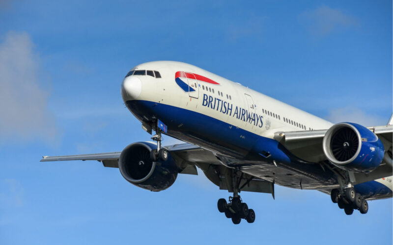 ba_boeing_777_on_final_approach_to_london_heathrow.jpg