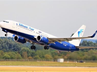 blue_air_boeing_737-1.jpg