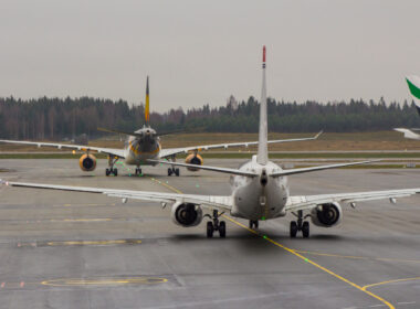 boeing_737-800_in_oslo_airport_norway.jpg