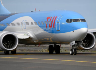 boeing_737-8_max_tui_fly.jpg