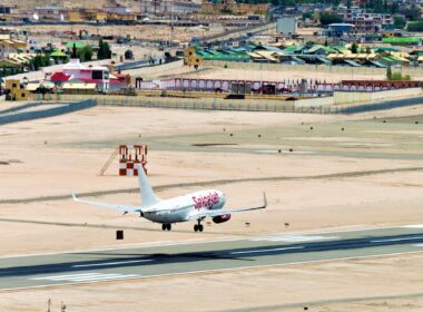 boeing_737_aircraft_of_spicejet.jpg