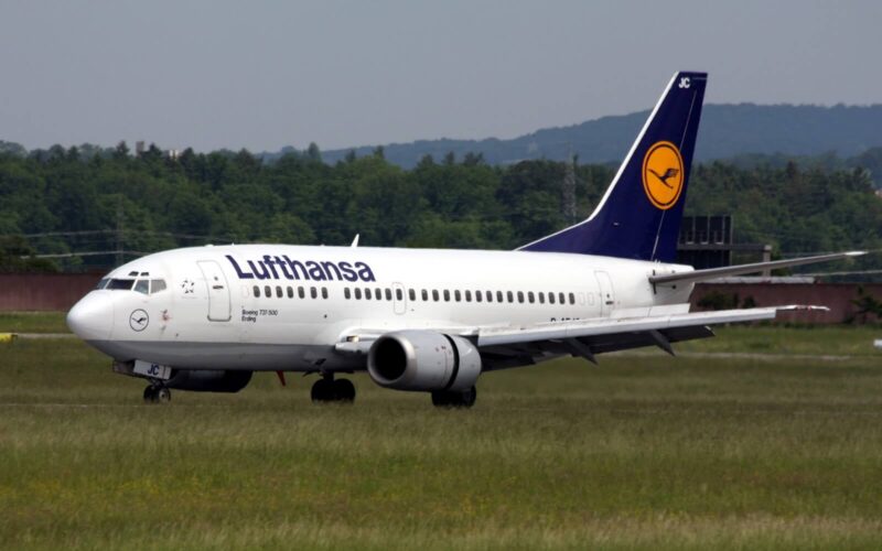 boeing_737_lufthansa.jpg