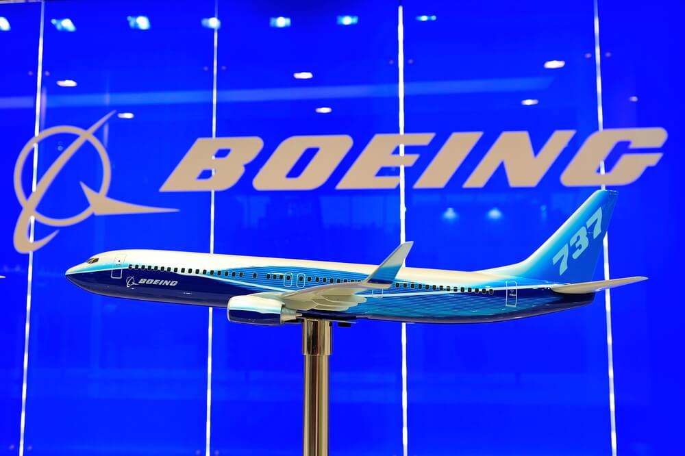 boeing_737_max_display_at_singapore_air_show_2012.jpg