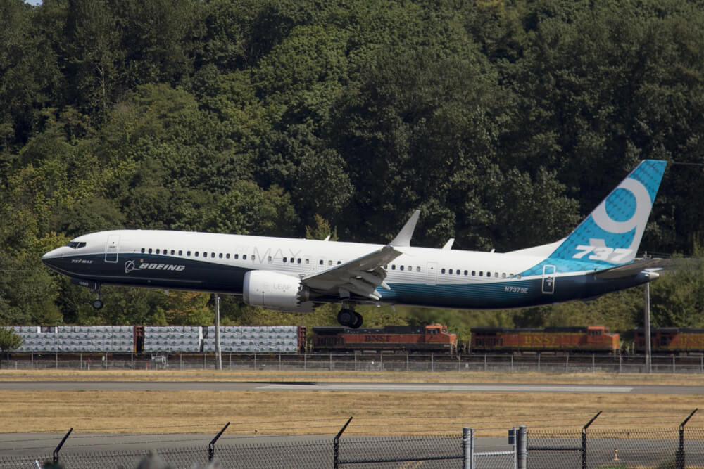 boeing_737_max_landing_at_renton_seattle.-1.jpg