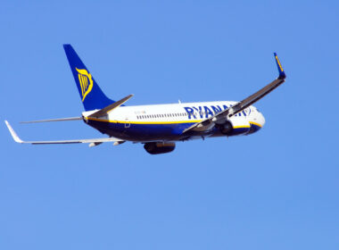 boeing_737_ryanair.jpg