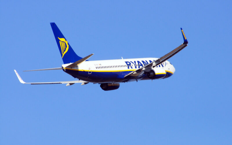 boeing_737_ryanair.jpg