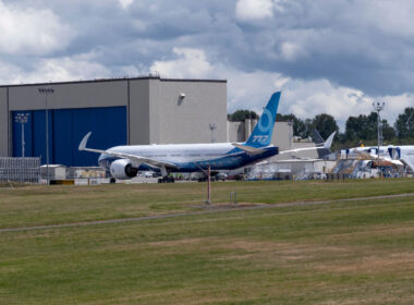 boeing_777x_at_paine_field.jpg