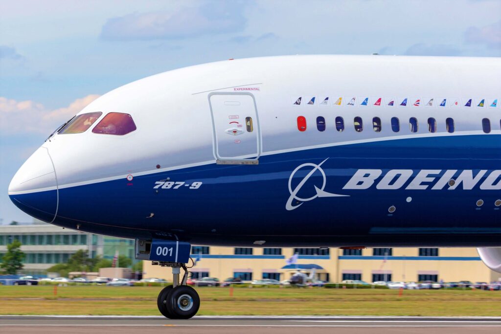 boeing_787-9_dreamliner.jpg