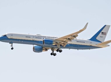 boeing_c-32_-_united_states_air_force.jpg