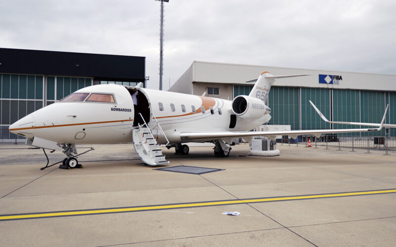 bombardier_aerospace_n650ba_bombardier_challenger_650_31378963128-2.jpg