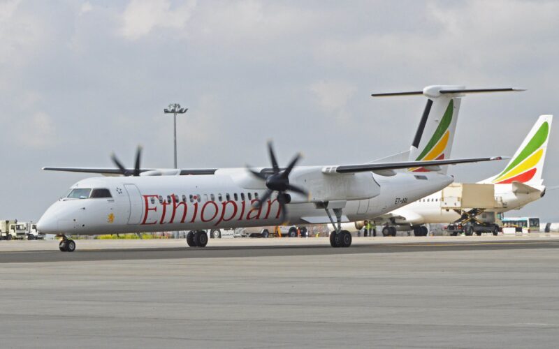 bombardier_dhc8-402_et-arl_ethiopian_airlines_1.jpg