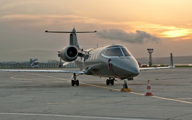 bombardier_learjet_60.jpg