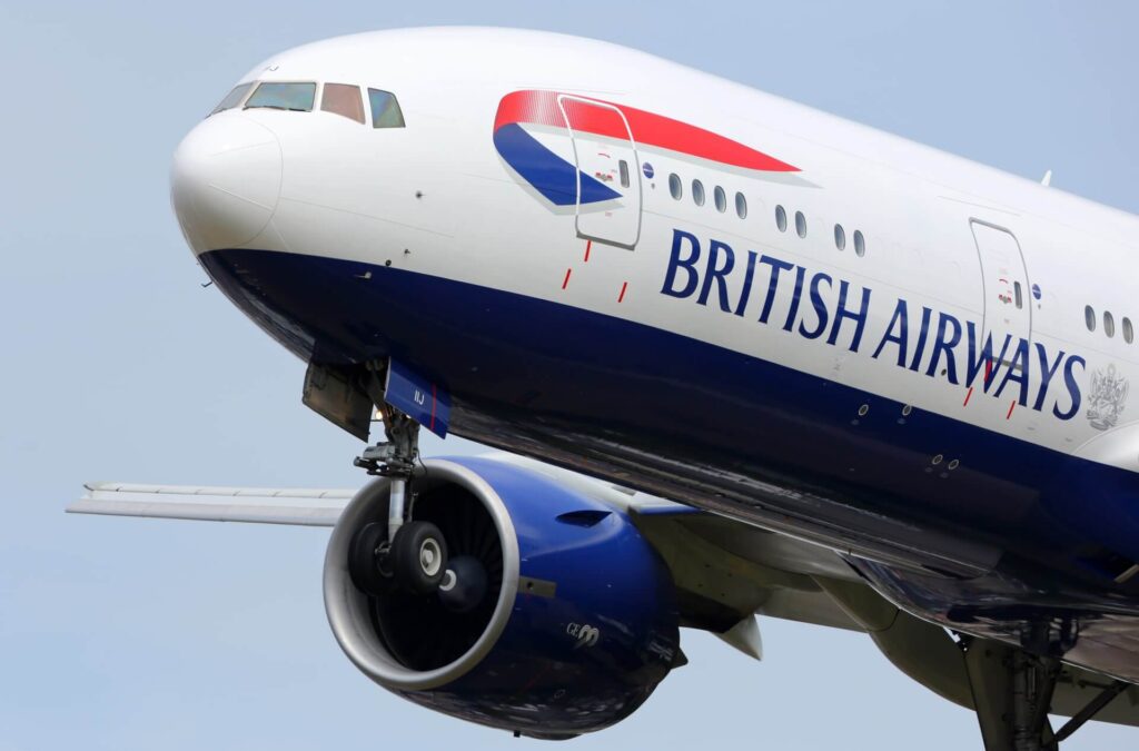 british_airways_boeing_777-200_landing_at_heathrow_airport_lhr.jpg