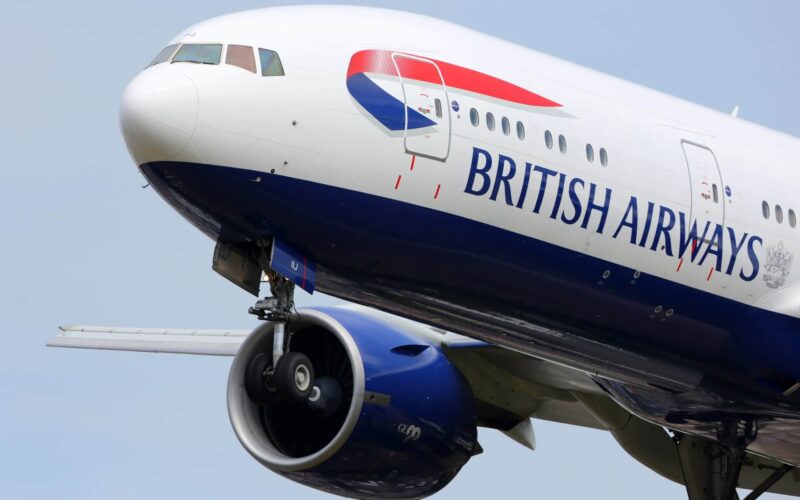 british_airways_boeing_777-200_landing_at_heathrow_airport_lhr.jpg