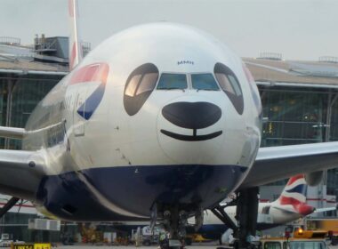 british_airways_boeing_777-200er_g-ymmh.jpg