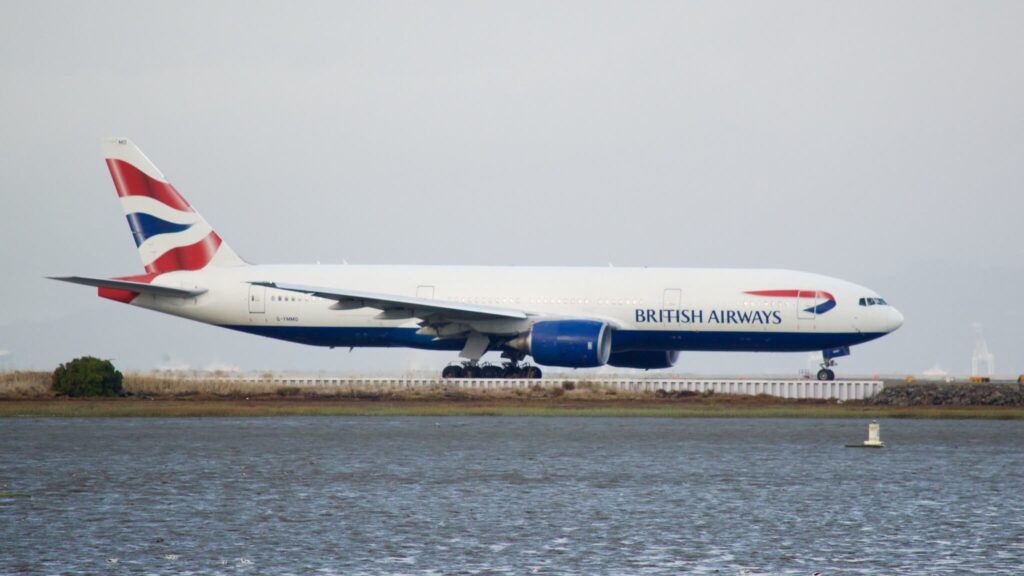 british_airways_boeing_777_taxing.jpg