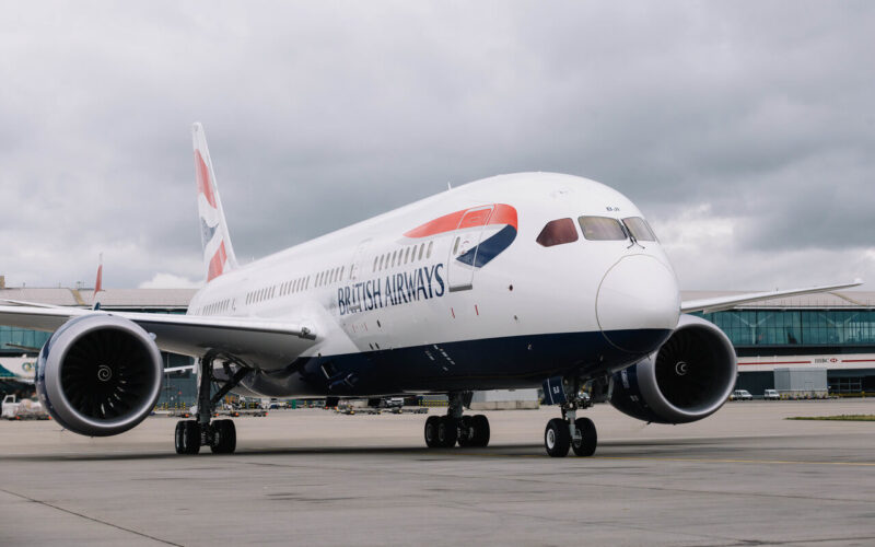 british_airways_boeing_787_dreamliner_parked_at_london_heathrow_airport.jpg