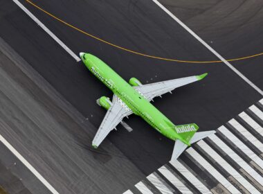 cape_town_western_cape__south_africa_-__aerial_photo_of_kulula_airliner-2-1.jpg