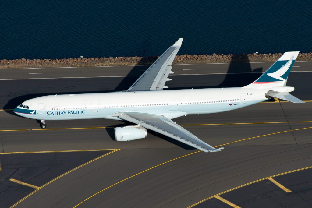 cathay_pacific_a330.jpg