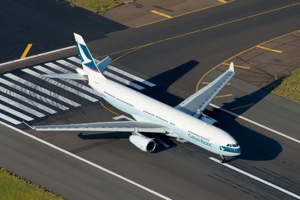 cathay_pacific_airbus_a330.jpg