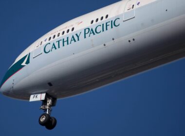 cathay_pacific_b777-1.jpg