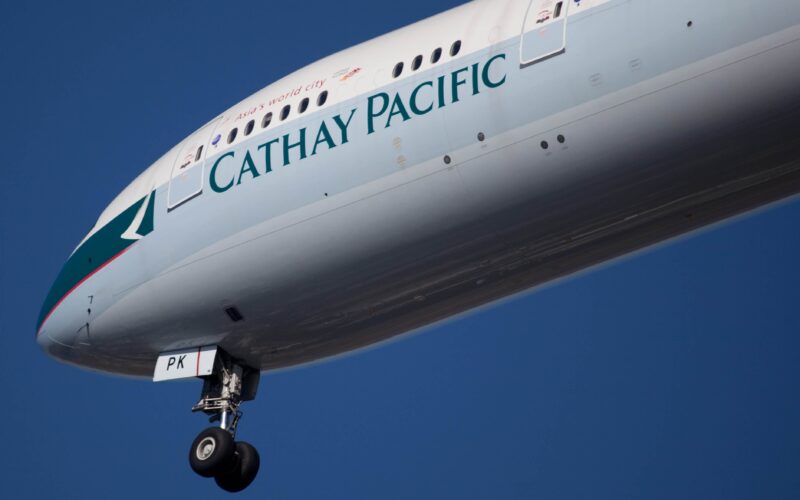 cathay_pacific_b777-1.jpg