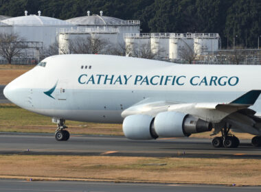 cathay_pacific_cargo_b747.jpg