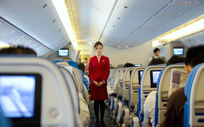 cathay_pacific_flight_attendant.jpg