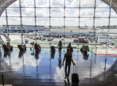 cdg_flights_disrupted_due_to_workers_strike.jpg