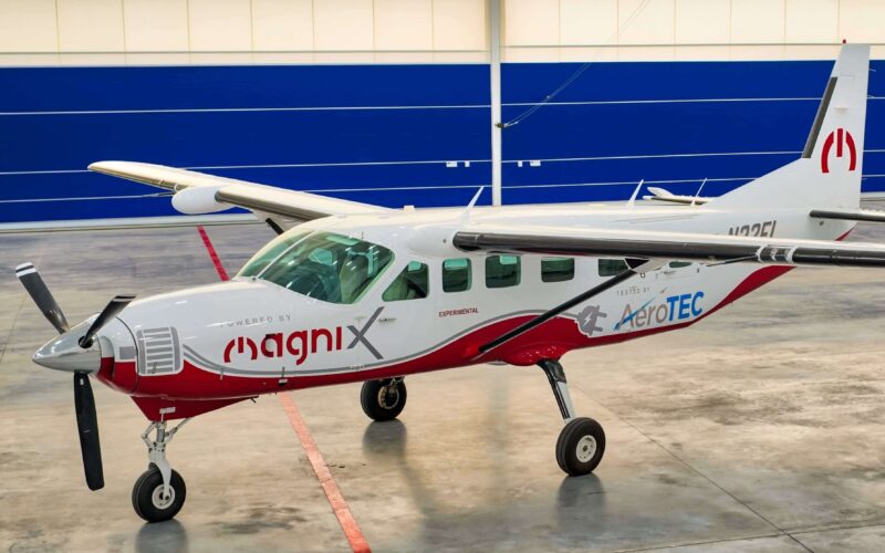 cessna_ecaravan_plane_powered_by_magnix.jpg