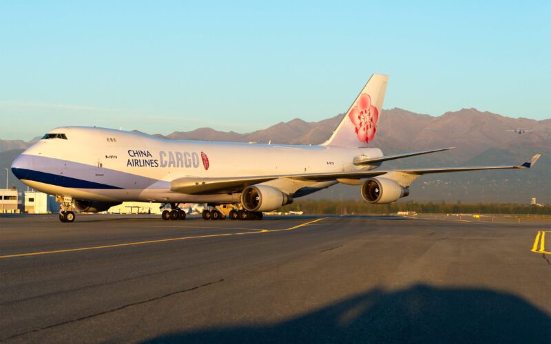 china_airlines_cargo_b747.jpg