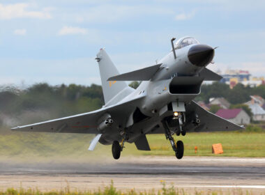 chinese_fighter_jet_chengdu_j-10.jpg