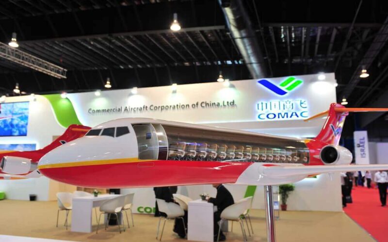 comac_arj21_1.jpg