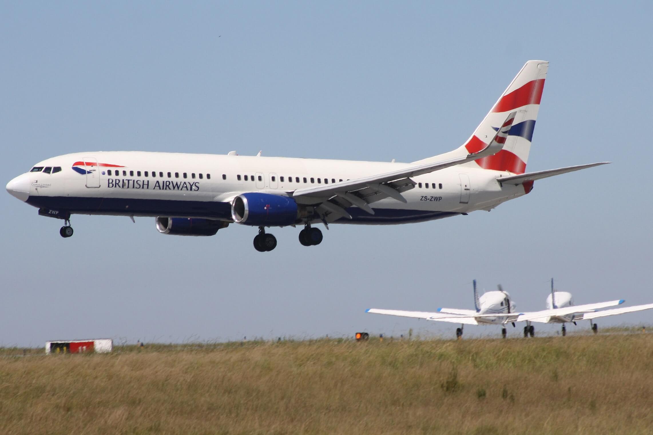 Comair B737-86N 