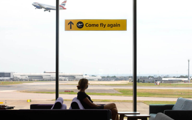 come_fly_again_sign_at_heathrow-1.jpg