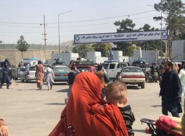 crowds_in_front_of_kabul_international_airport.jpg